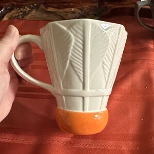 Vintage Shuttlecock Shaped Mug
